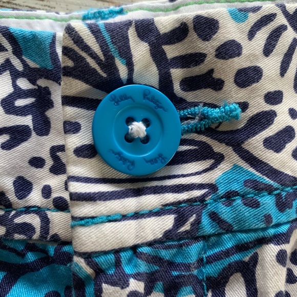 Lily Pulitzer Walsh Short - Picture 4 of 6